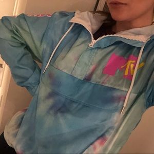 MTV windbreaker jacket! 😍